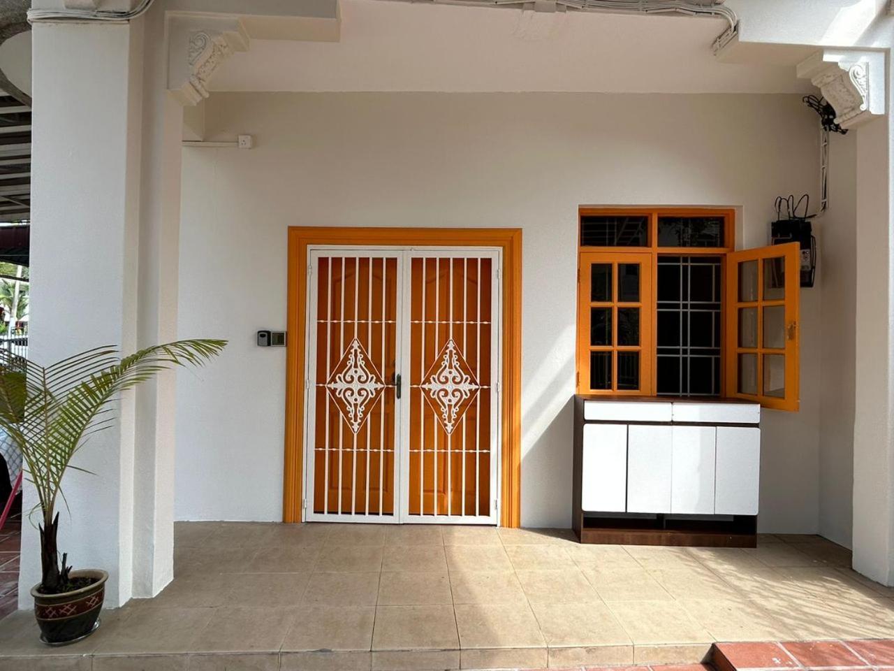 Myroom Georgetown, Off Jalan Burma, Gurney Drive Exterior foto